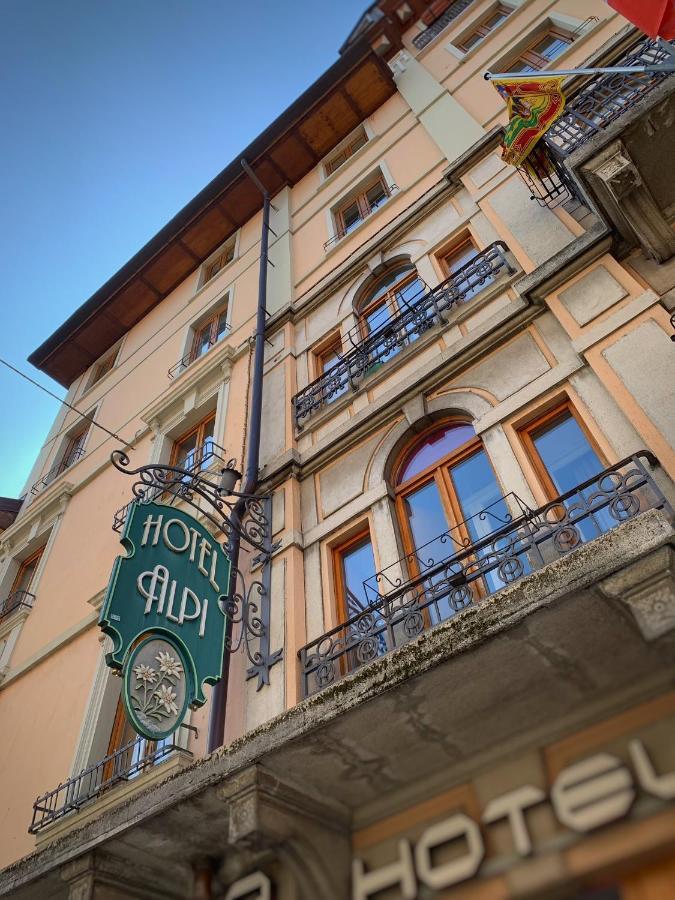 Hotel Alpi - 아지아고 외부 사진